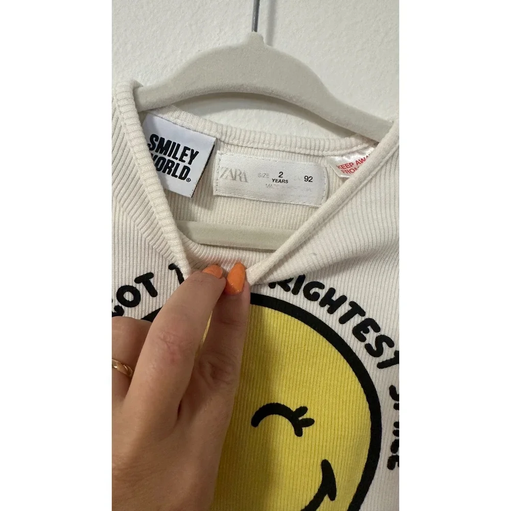 Zara Kids SmileyWorld Graphic Ribbed T-Shirt Cream Yellow Size 2 Years